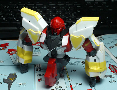 MSN-06S_SINANJU-STIN_010.jpg