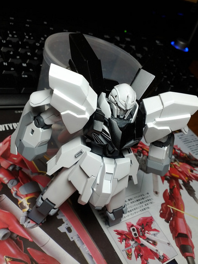 MSN-06S_SINANJU-STIN_024.jpg