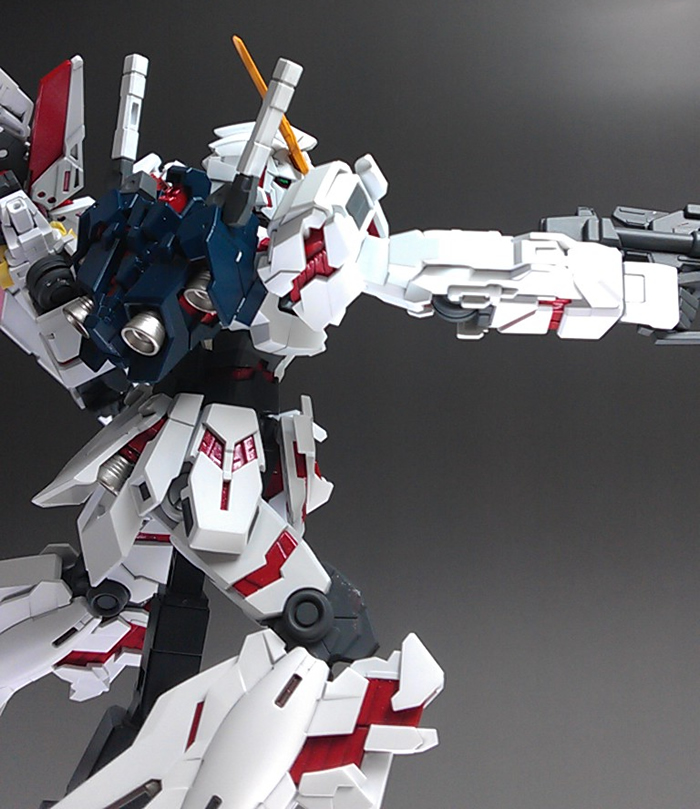 http://www.basserd.net/aotan/sinanju/images/rx-0-002.jpg