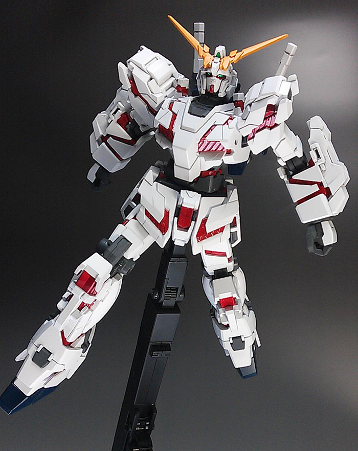 http://www.basserd.net/aotan/sinanju/images/rx-0-024.jpg